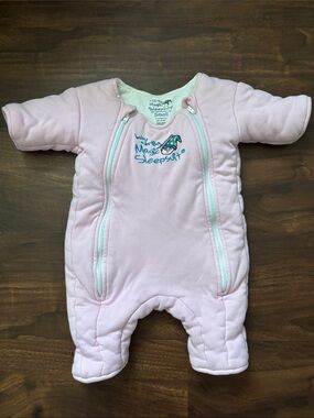 Magic Sleepsuit Baby One-Piece in Light Pink - Small